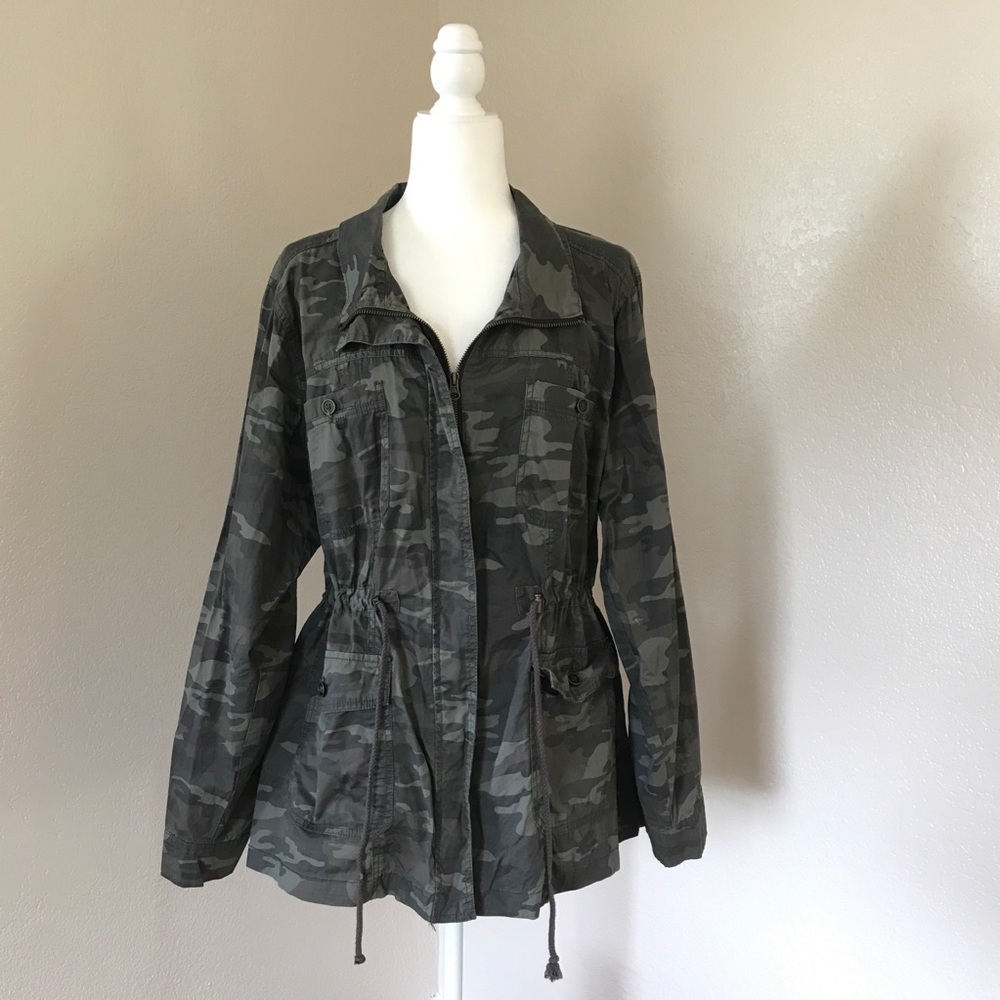 Maurices Plus Camo Lightweight Zip Up Jacket